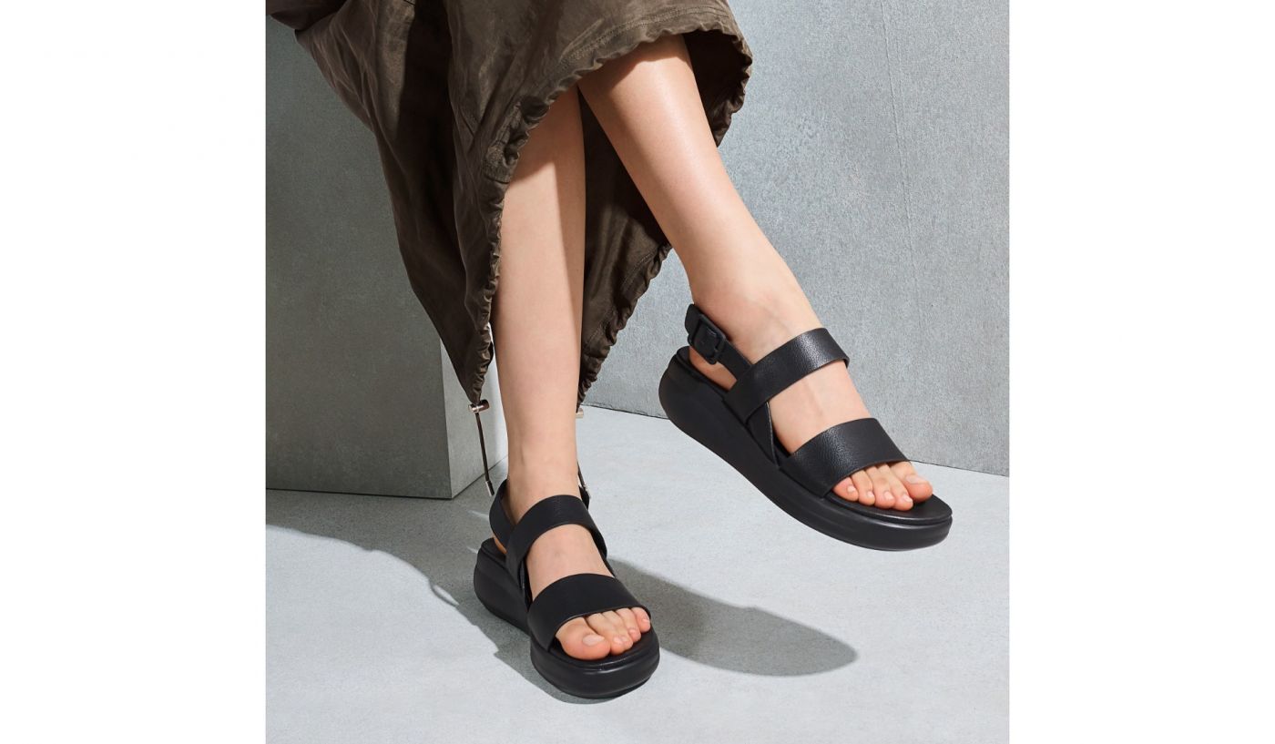 Coast Wedge Sandal