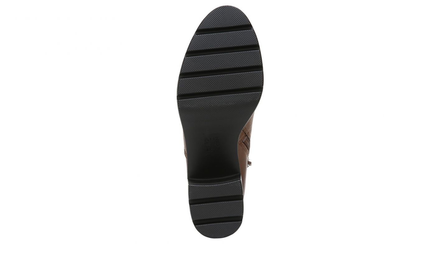 Tan