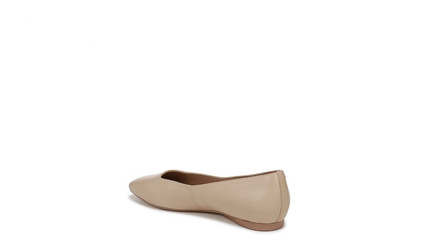 Coastal Tan Leather